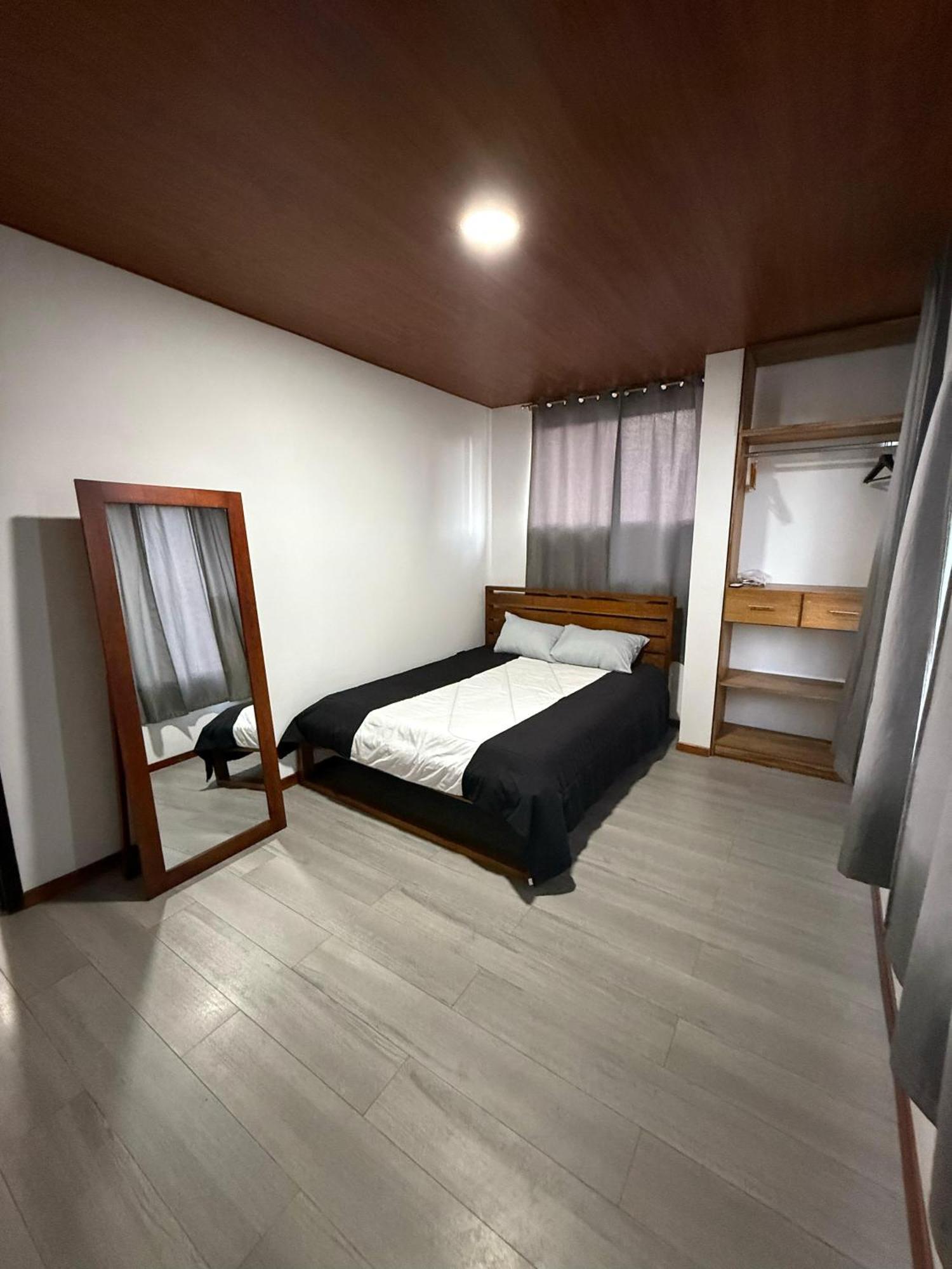 Bunker593 Inn Тена Экстерьер фото