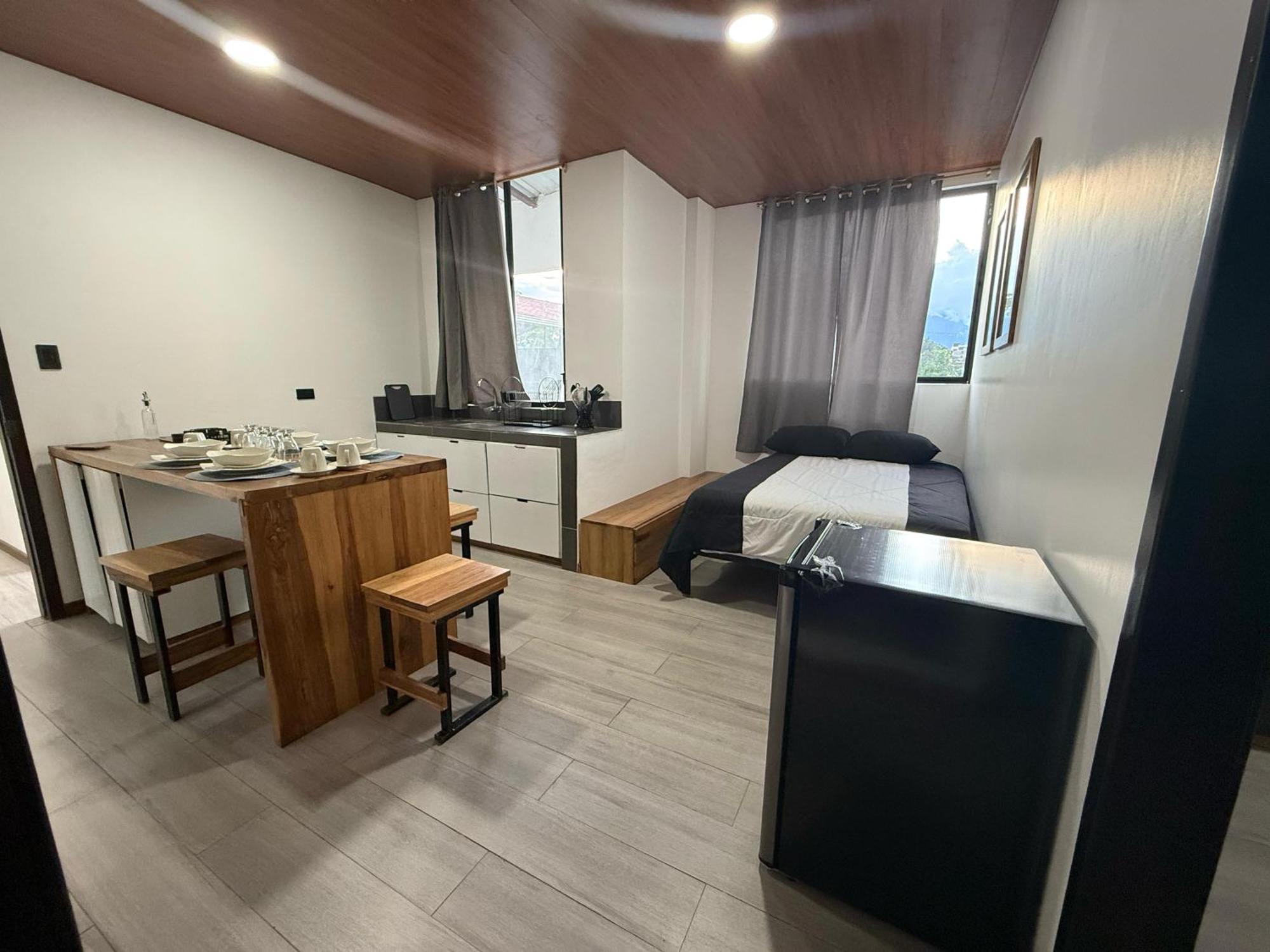 Bunker593 Inn Тена Экстерьер фото