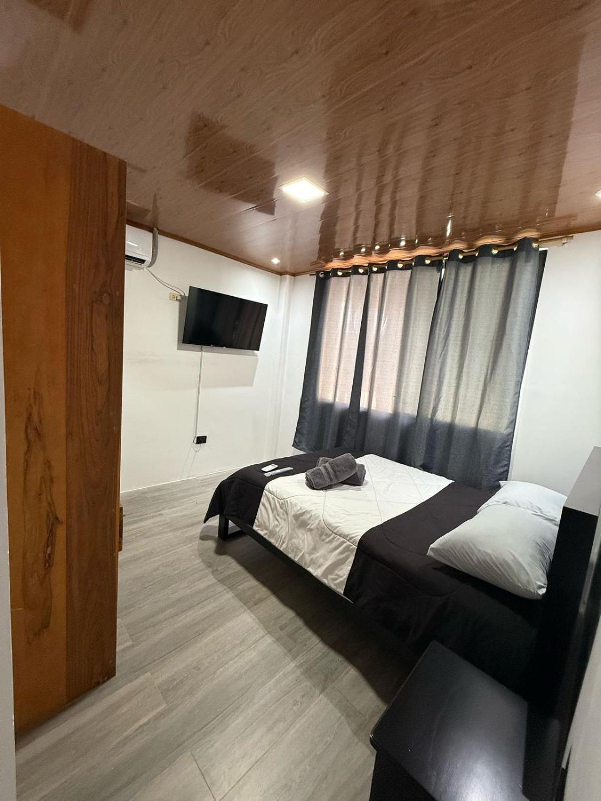 Bunker593 Inn Тена Экстерьер фото